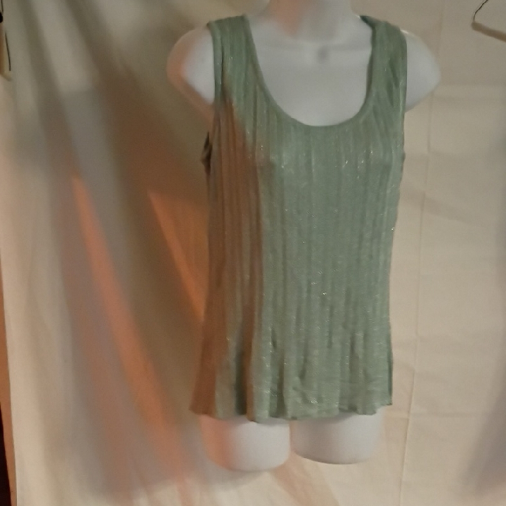 St. John Sparkling Light Green Tank Top